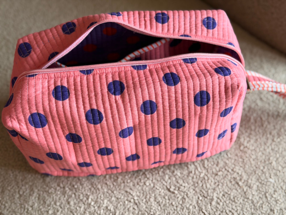 Fun Pink Polka Dyson Kit