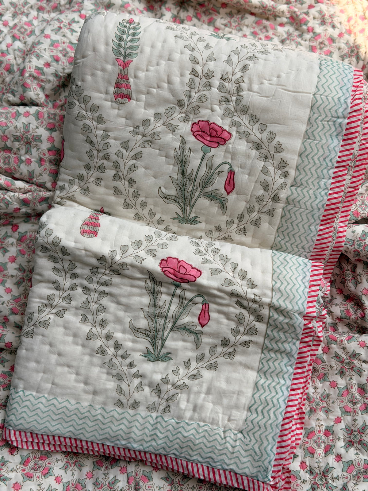 Sukoon Single Bed Quilt  - Set of 2