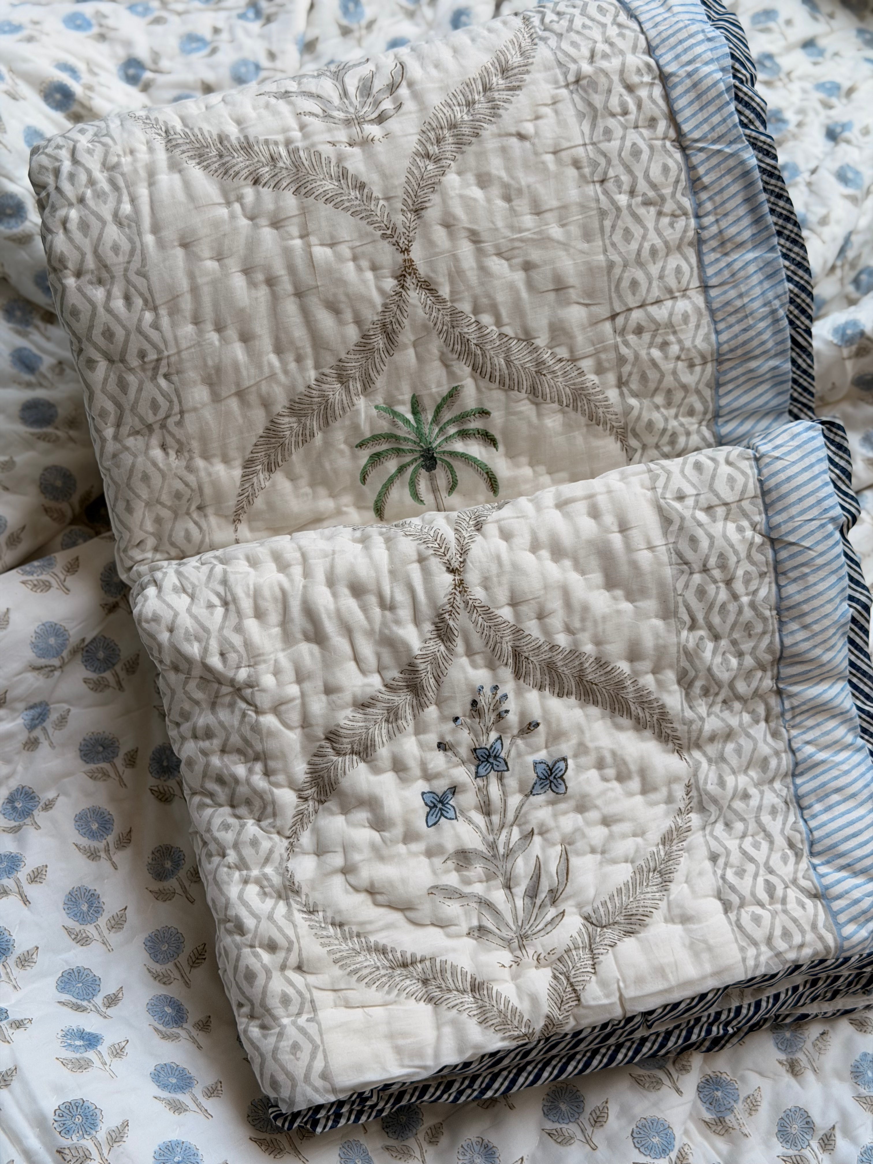 Hawaa Double Bed Quilt